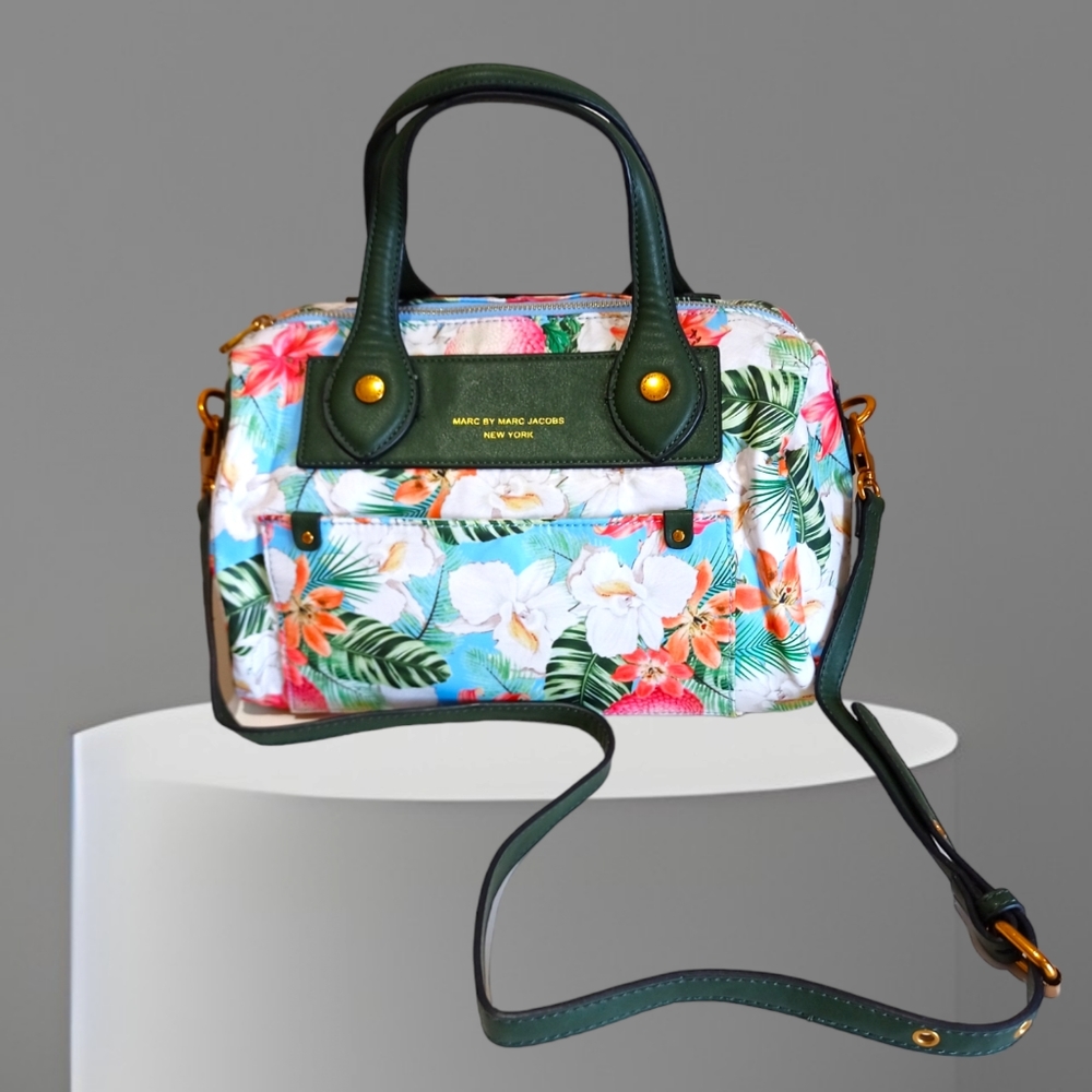 NWOT 🌹 Marc by Marc Jacobs New York Floral Weekender Bag